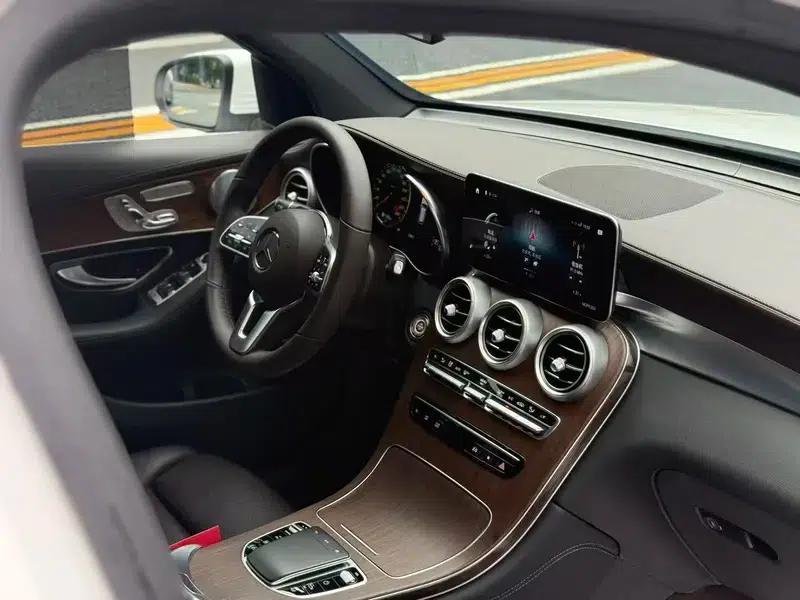 2021 Mercedes-Benz GLC 300 L 4MATIC Dynamic — миниатюра 21