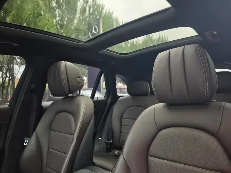 2018 Mercedes-Benz GLC 260 4MATIC Dynamic — миниатюра 17