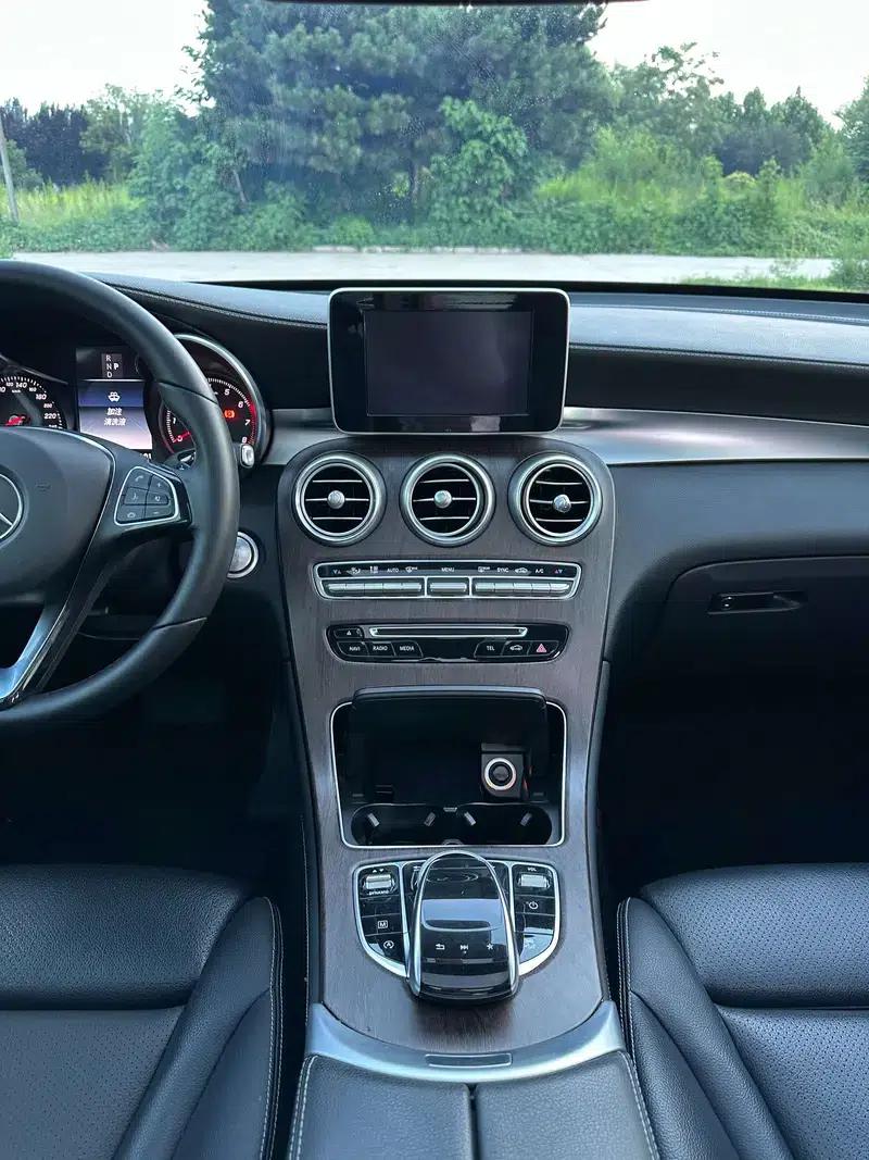 2018 Mercedes-Benz GLC Facelift: GLC 260 4MATIC Luxury — миниатюра 11