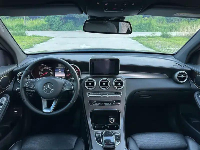 2018 Mercedes-Benz GLC Facelift: GLC 260 4MATIC Luxury — миниатюра 17