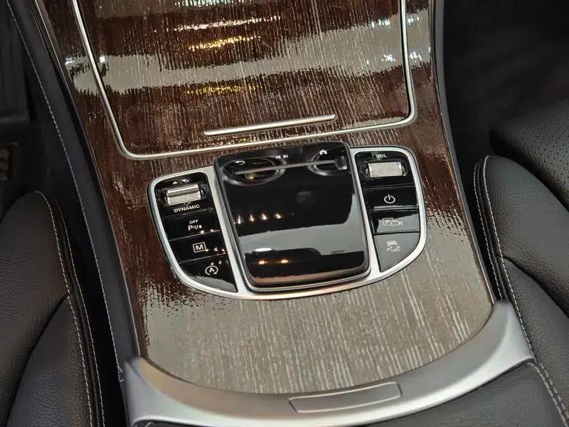 2021 Mercedes-Benz GLC 300 L 4MATIC Dynamic — миниатюра 12