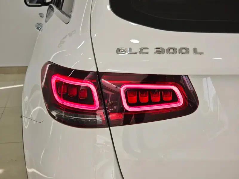 2021 Mercedes-Benz GLC 300 L 4MATIC Dynamic — миниатюра 8