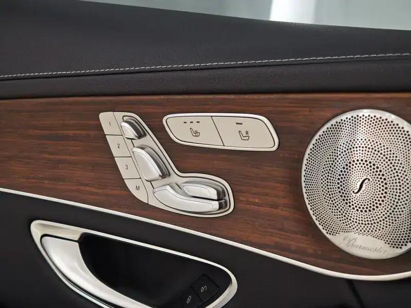 2021 Mercedes-Benz GLC 300 L 4MATIC Dynamic — миниатюра 10