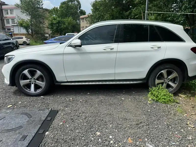 2016 Mercedes-Benz GLC 260 4MATIC Dynamic — миниатюра 4