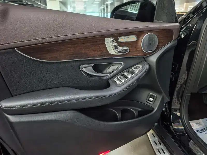 2020 Mercedes-Benz GLC Facelift: GLC 300 L 4MATIC Dynamic — миниатюра 9