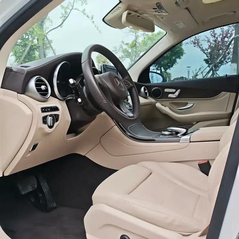 2017 Mercedes-Benz GLC 300 4MATIC Dynamic — миниатюра 9