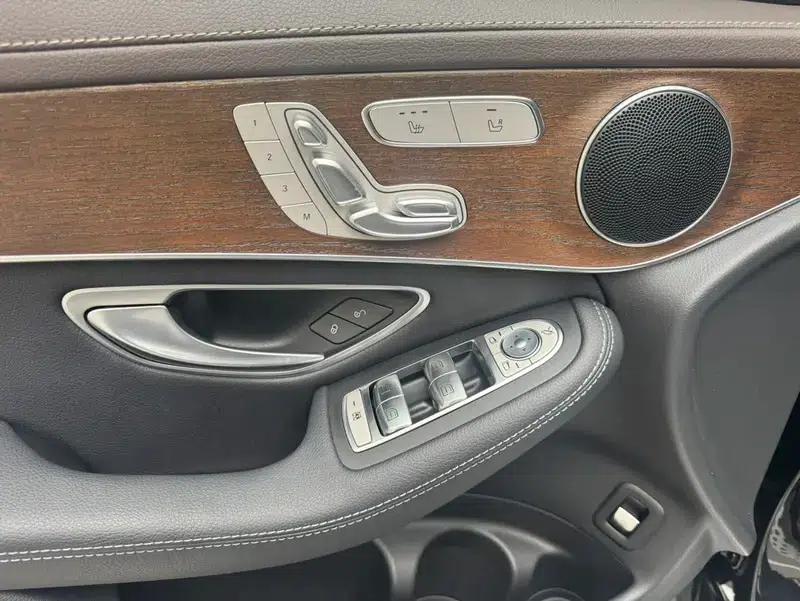 2022 Mercedes-Benz GLC 300 L 4MATIC Dynamic — миниатюра 22