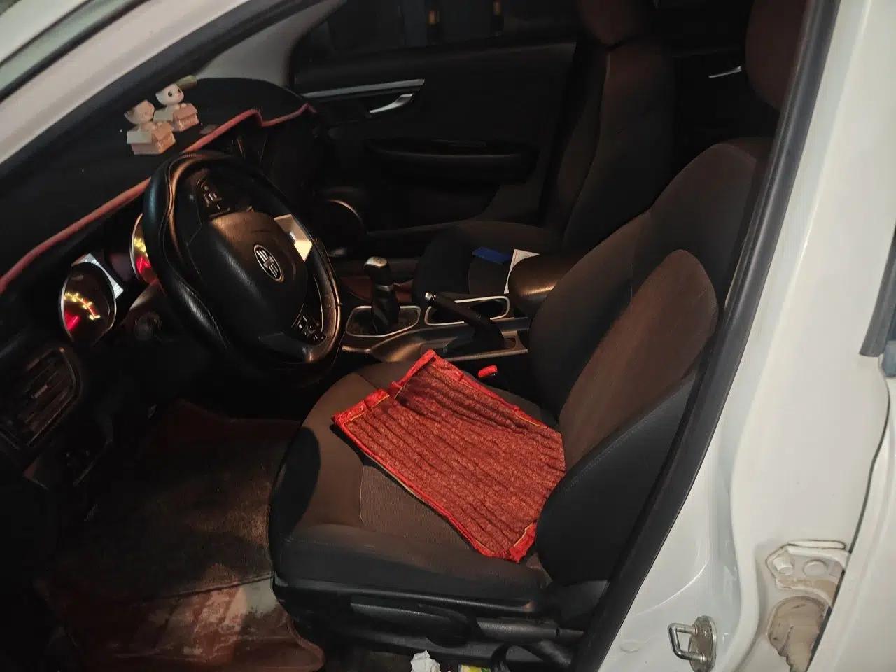Bestune B50 2016 1.6L manual Comfort trim level — миниатюра 15