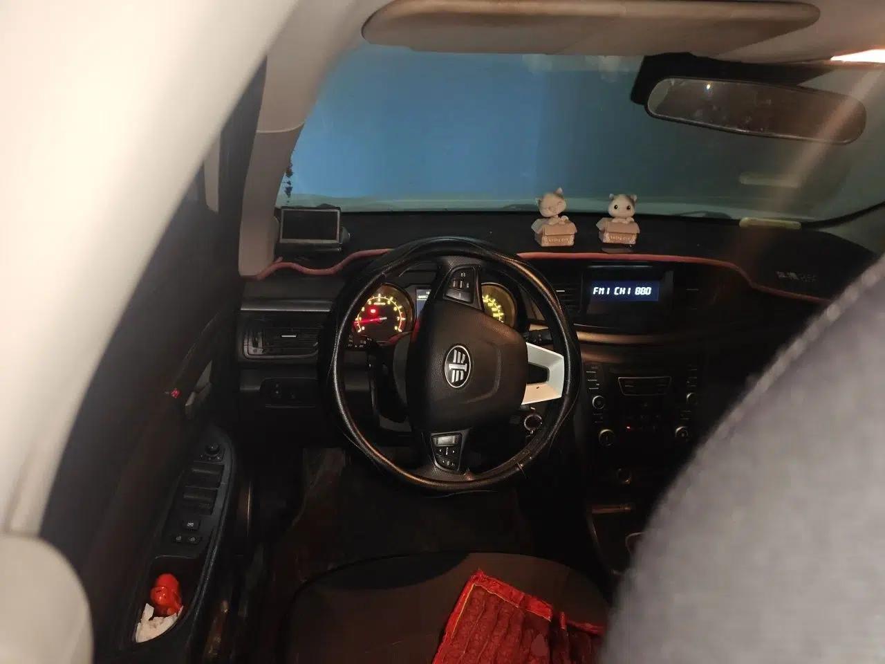 Bestune B50 2016 1.6L manual Comfort trim level — миниатюра 10