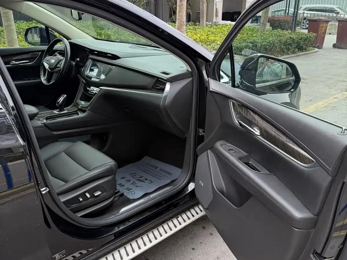 Cadillac XT5 2018 28T AWD Luxury — миниатюра 11