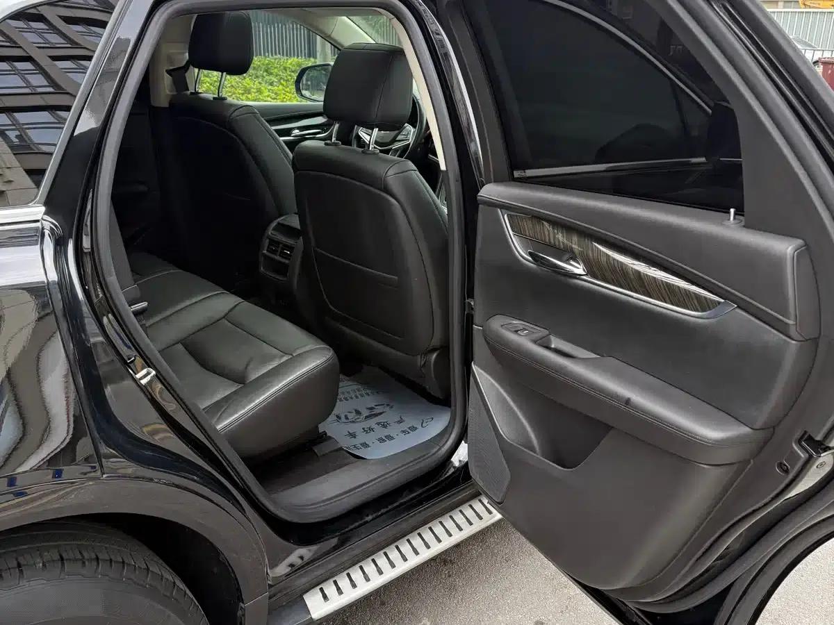 Cadillac XT5 2018 28T AWD Luxury — миниатюра 14