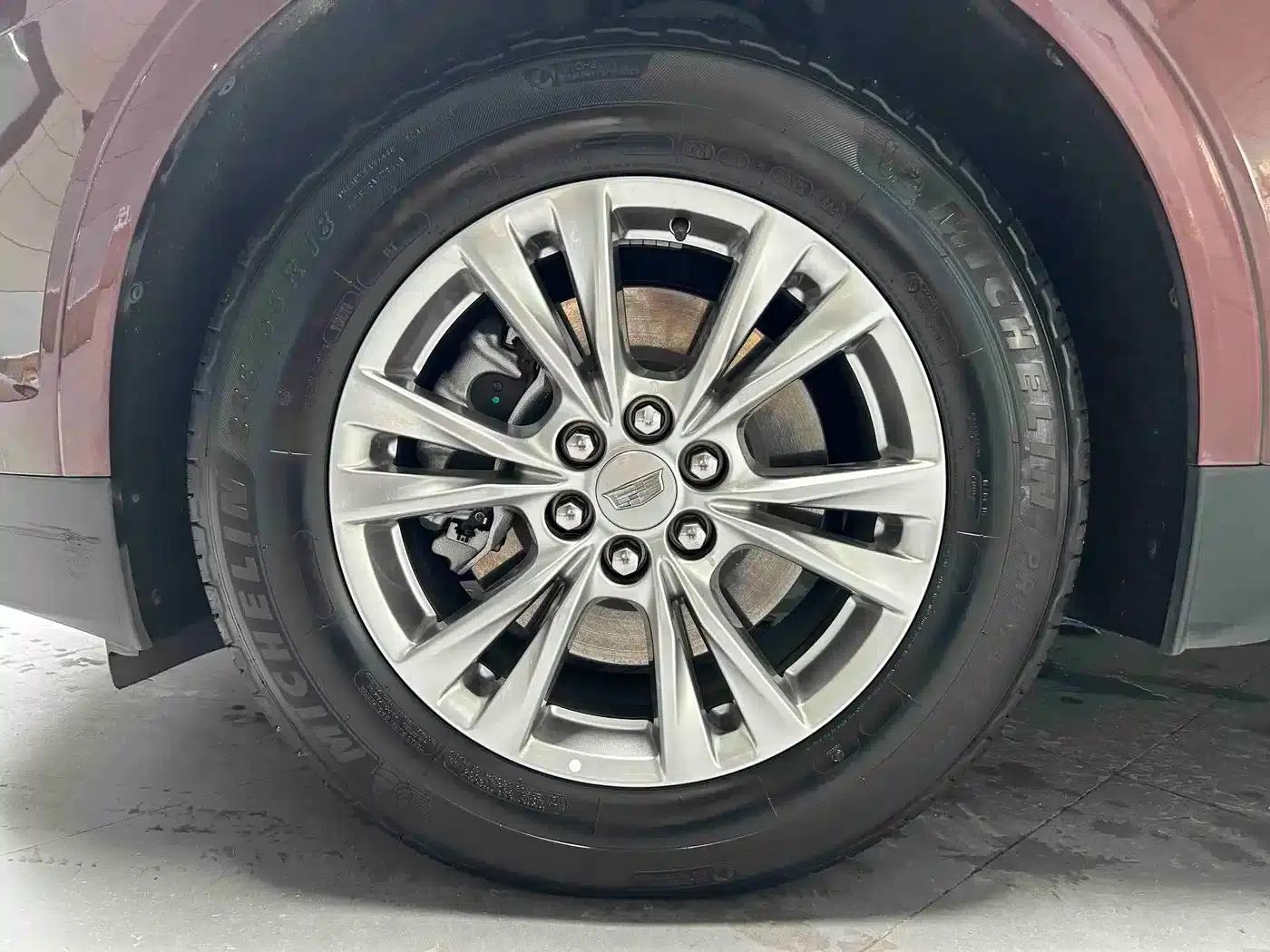 Cadillac XT5 2021 2.0T 2WD Luxury — миниатюра 2