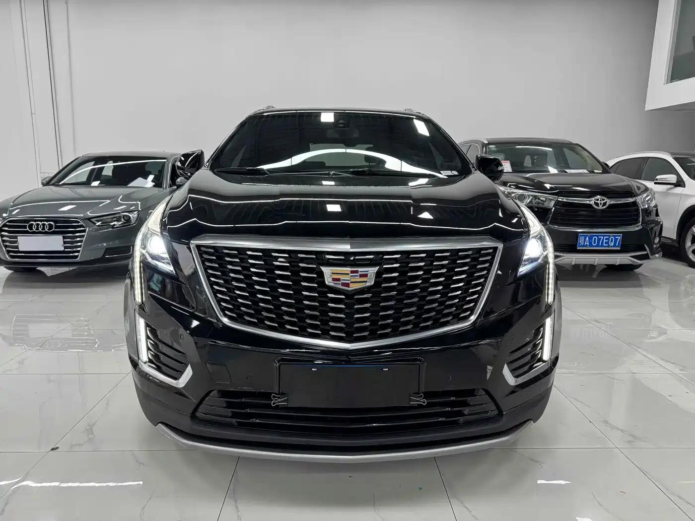 Cadillac XT5 2021 2.0T 2WD Luxury — миниатюра 2