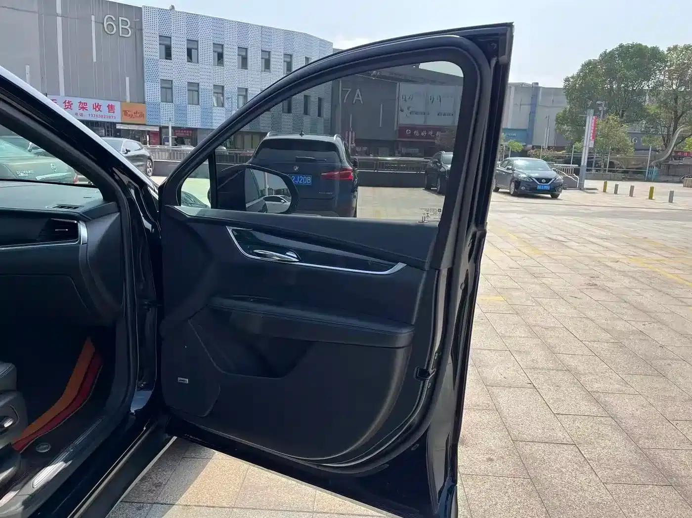 Cadillac XT5 2020 Facelift 28T Luxury — миниатюра 29