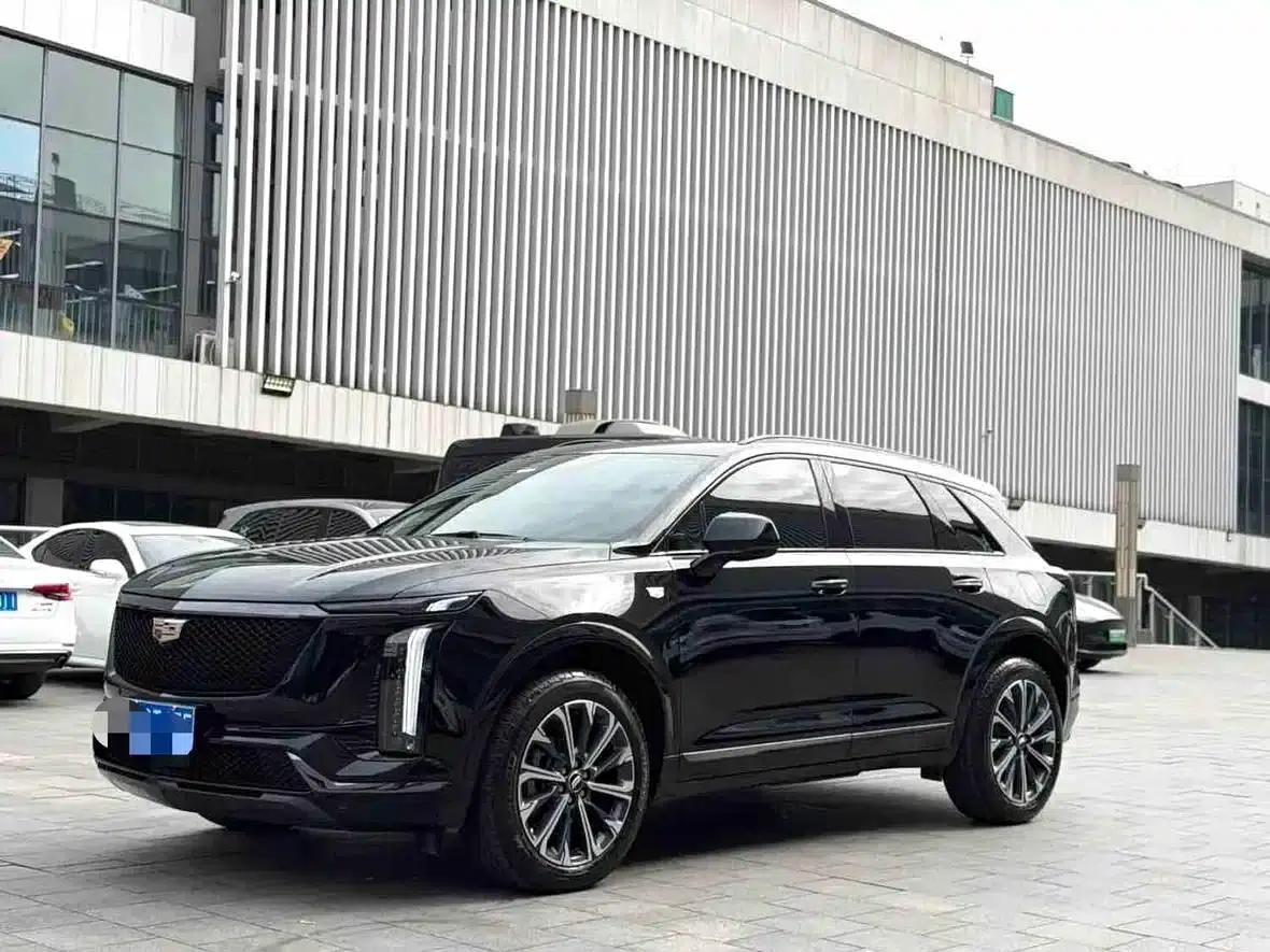 Cadillac XT5 2025 2.0T Luxury — миниатюра 1