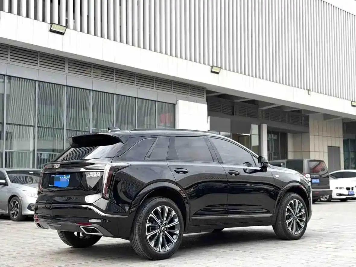 Cadillac XT5 2025 2.0T Luxury — миниатюра 14