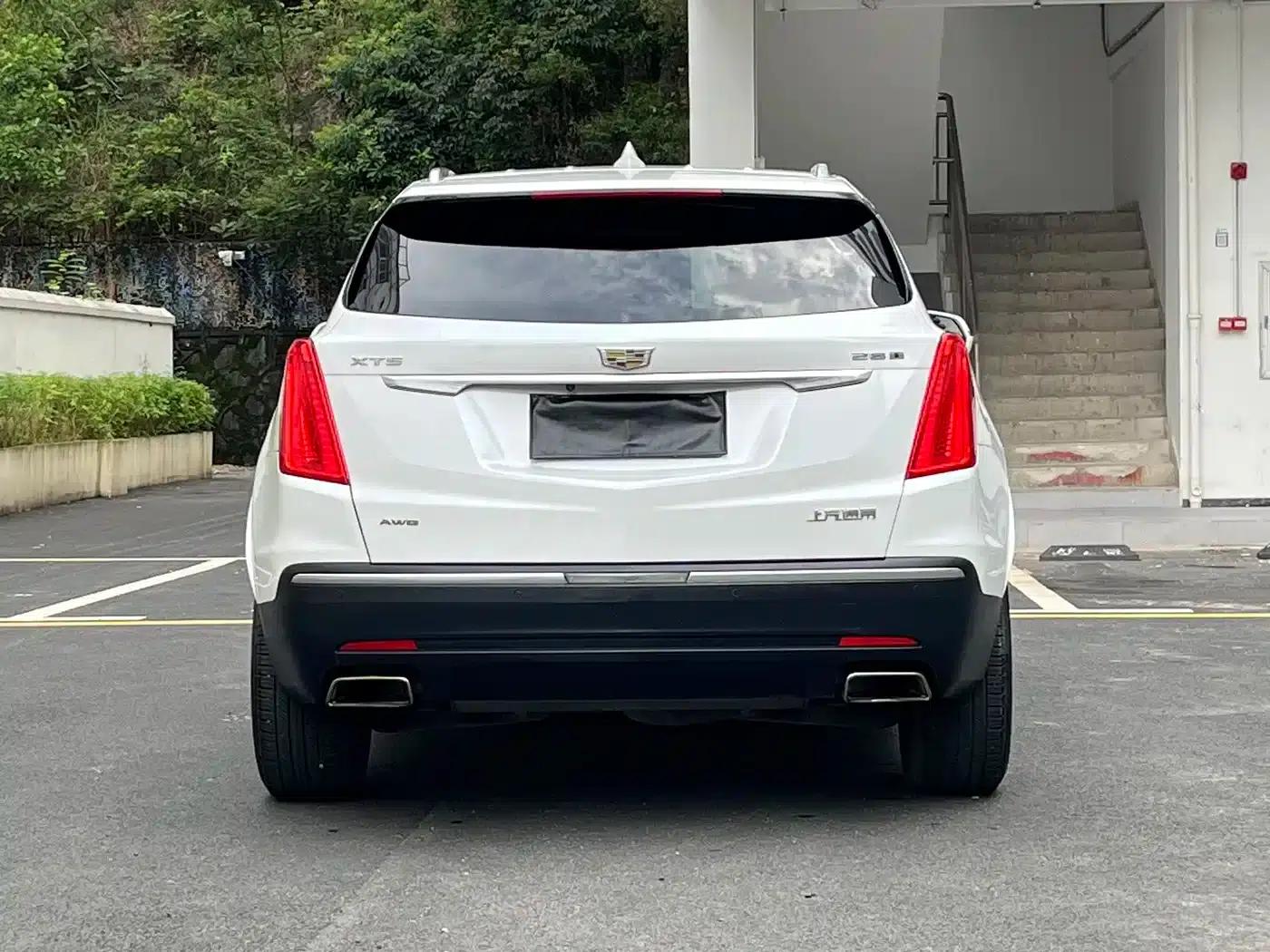 Cadillac XT5 2018 28T AWD Luxury — миниатюра 18
