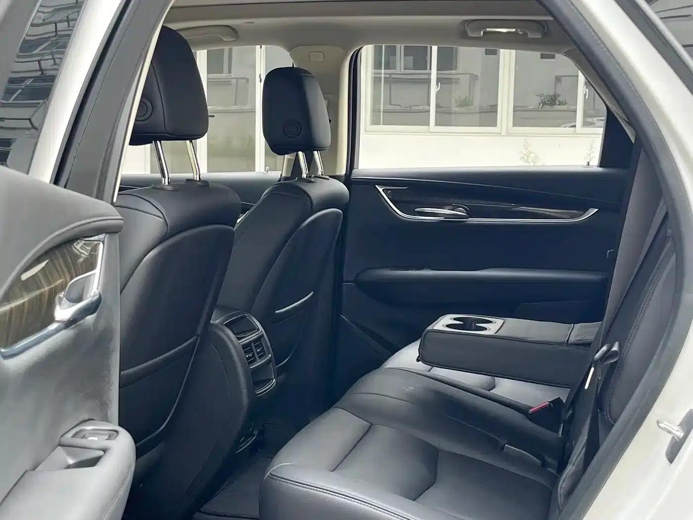 Cadillac XT5 2018 28T AWD Luxury — миниатюра 10