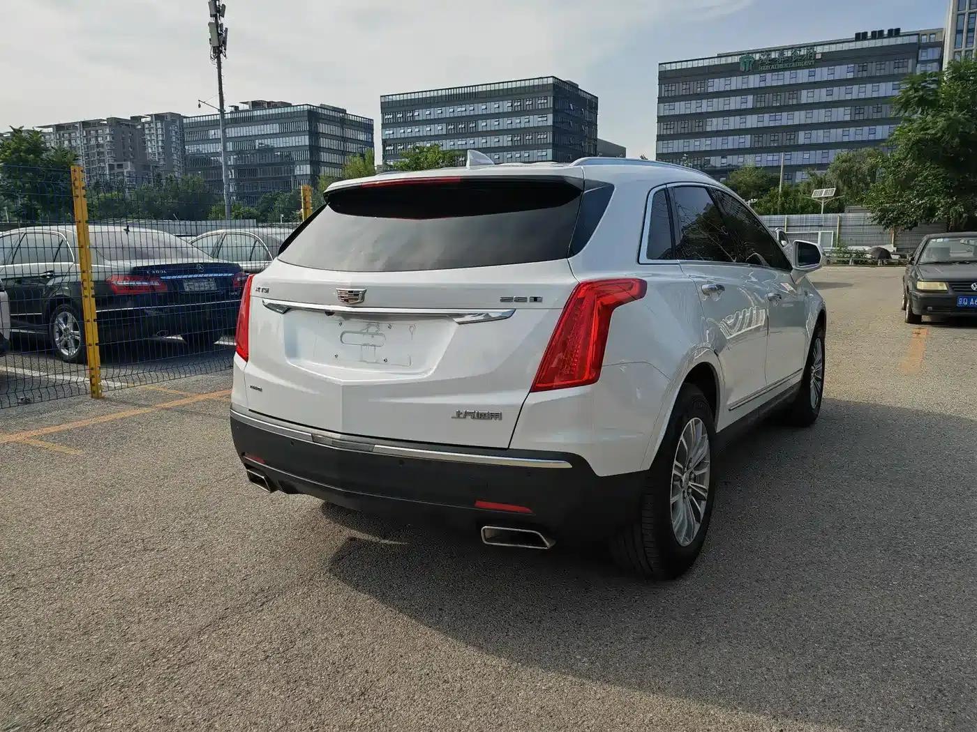 Cadillac XT5 2018 28T AWD Luxury — миниатюра 14