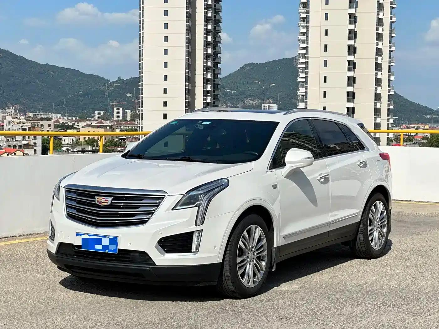 Cadillac XT5 2018 28E AWD Premium — миниатюра 1