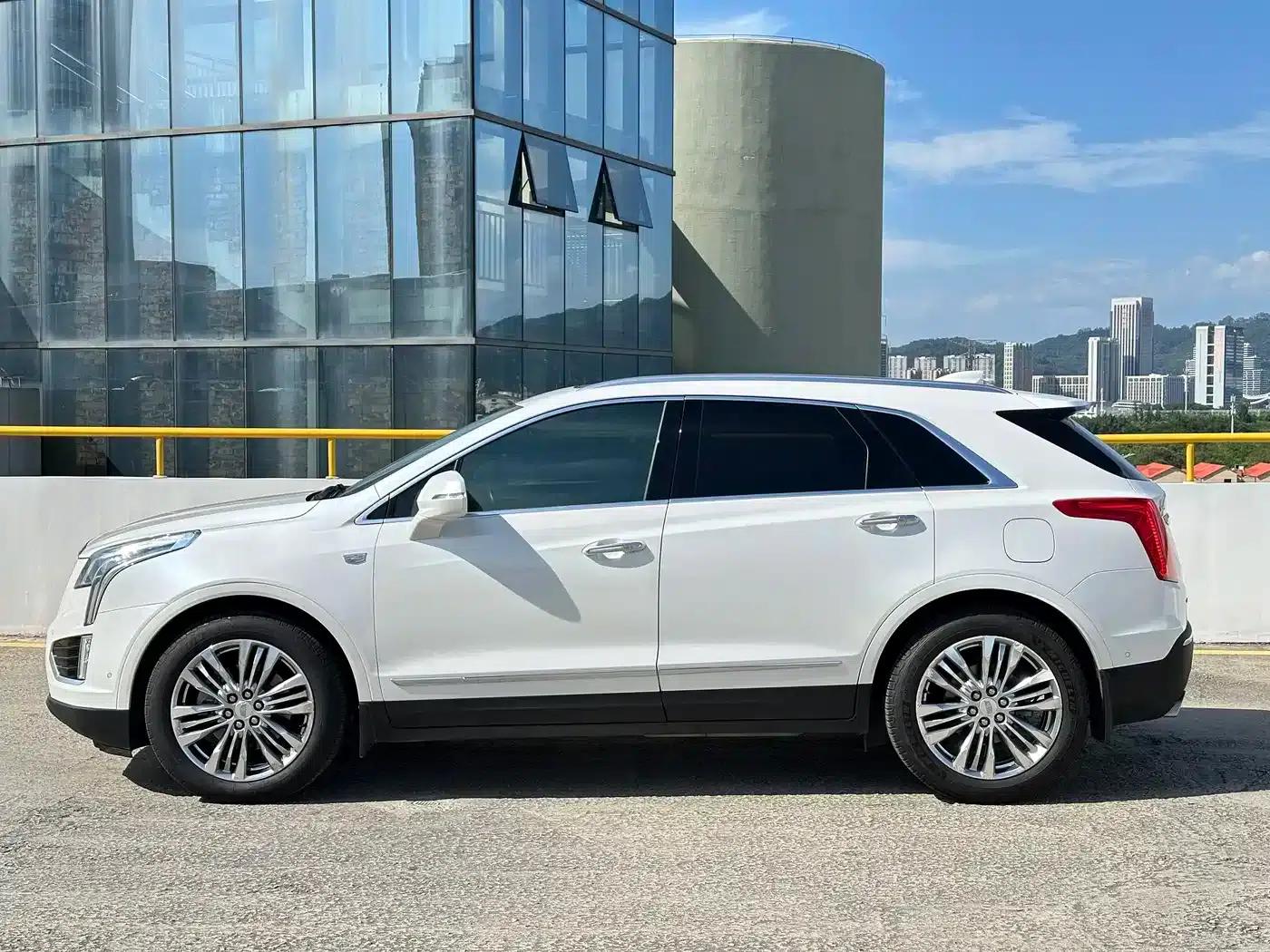 Cadillac XT5 2018 28E AWD Premium — миниатюра 3