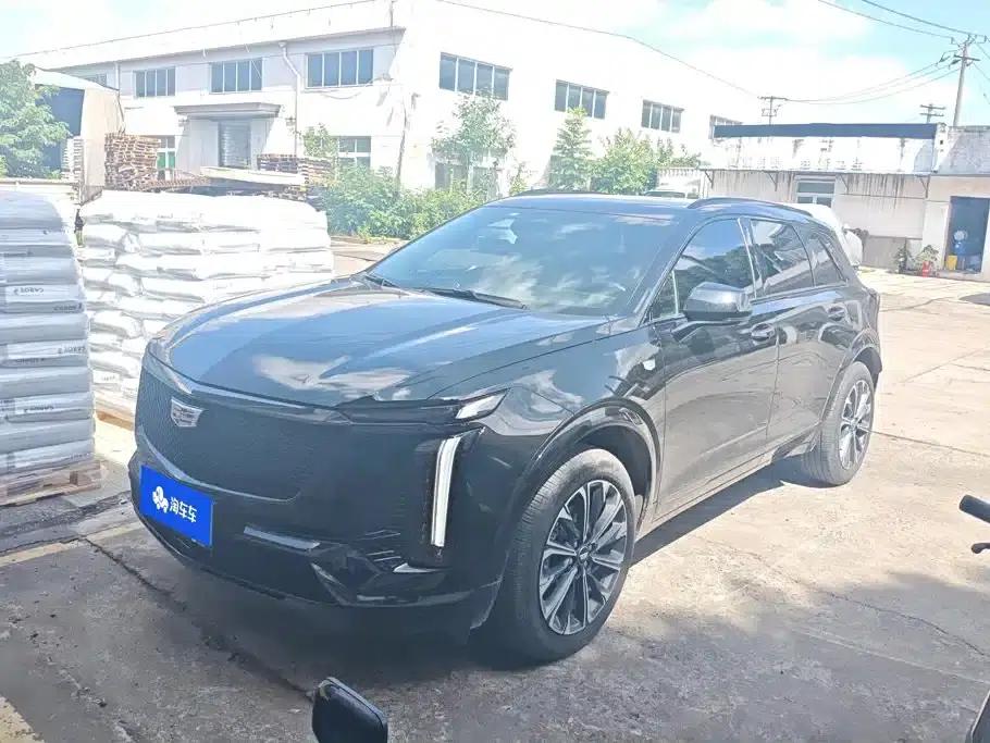 Cadillac XT5 2025 2.0T Luxury — миниатюра 1