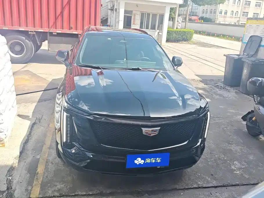 Cadillac XT5 2025 2.0T Luxury — миниатюра 2