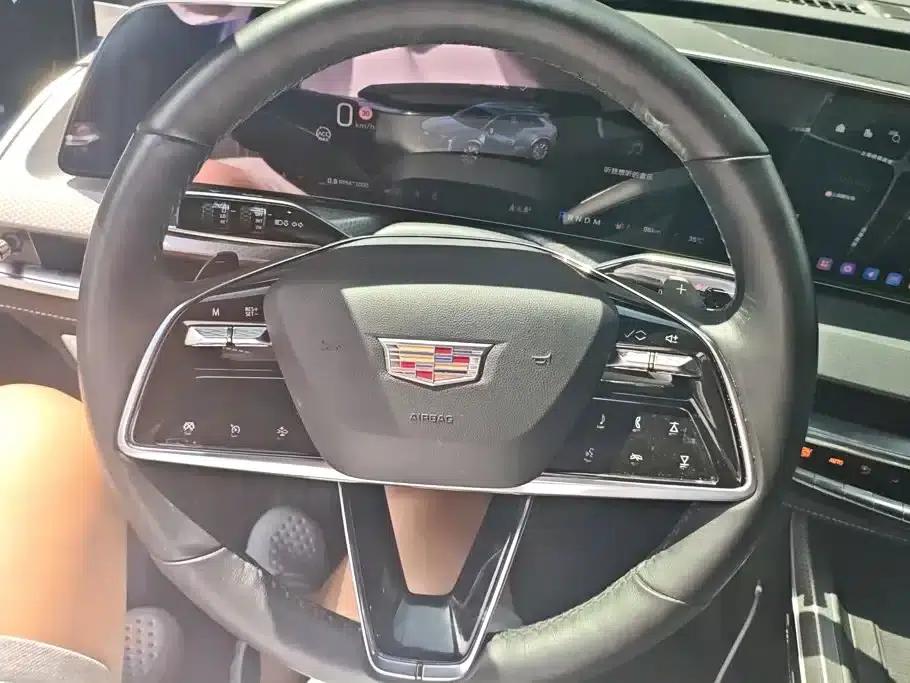 Cadillac XT5 2025 2.0T Luxury — миниатюра 15