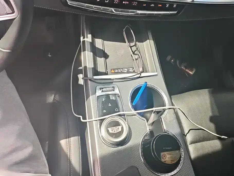 Cadillac XT5 2025 2.0T Luxury — миниатюра 16