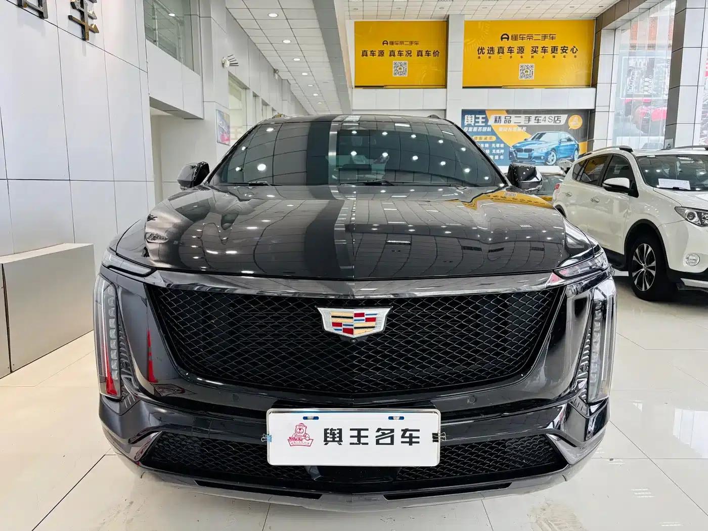 Cadillac XT5 2025 2.0T Luxury — миниатюра 2