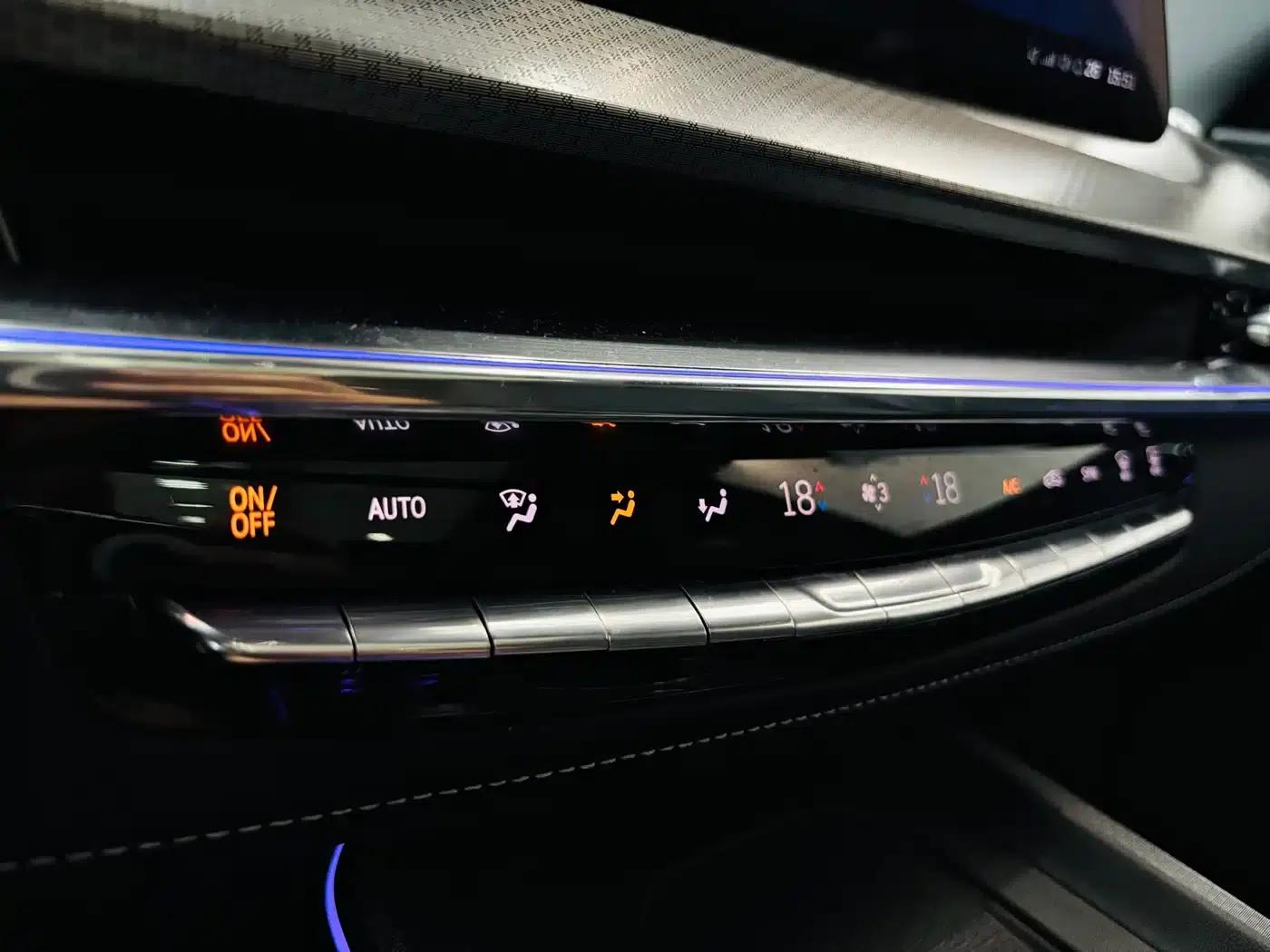 Cadillac XT5 2025 2.0T Luxury — миниатюра 21