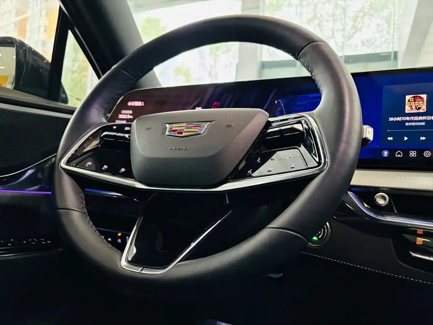 Cadillac XT5 2025 2.0T Luxury — миниатюра 27