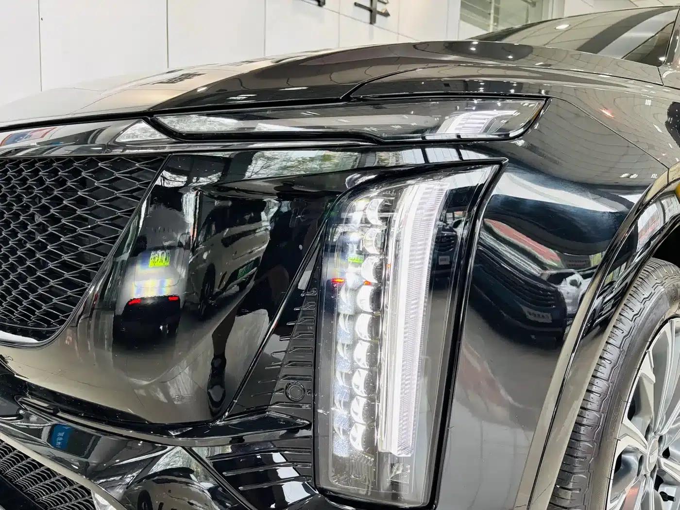 Cadillac XT5 2025 2.0T Luxury — миниатюра 8