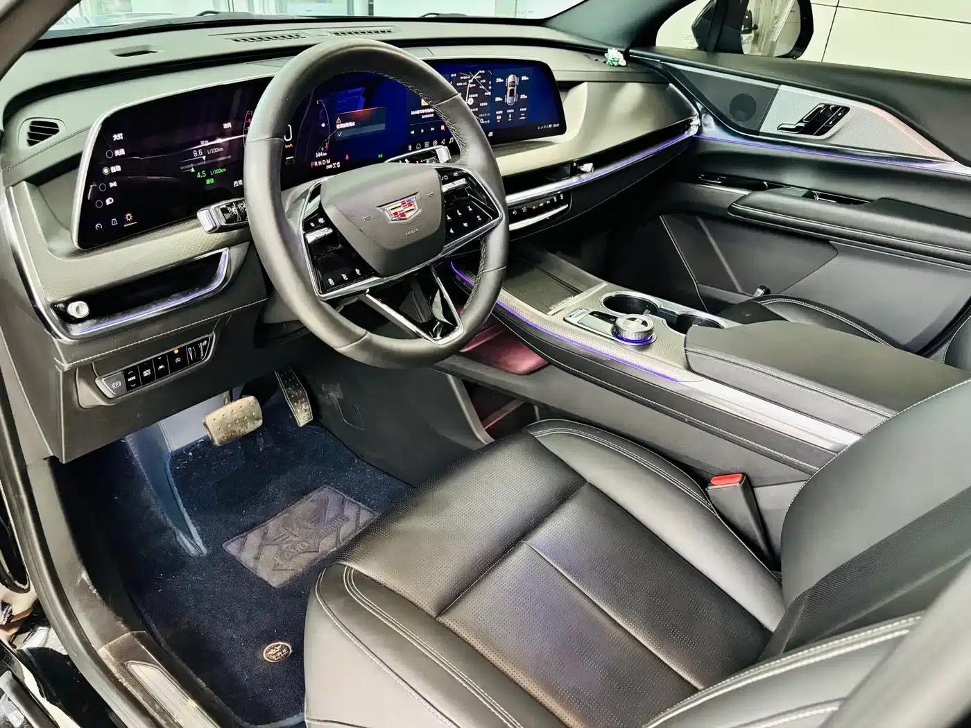Cadillac XT5 2025 2.0T Luxury — миниатюра 9