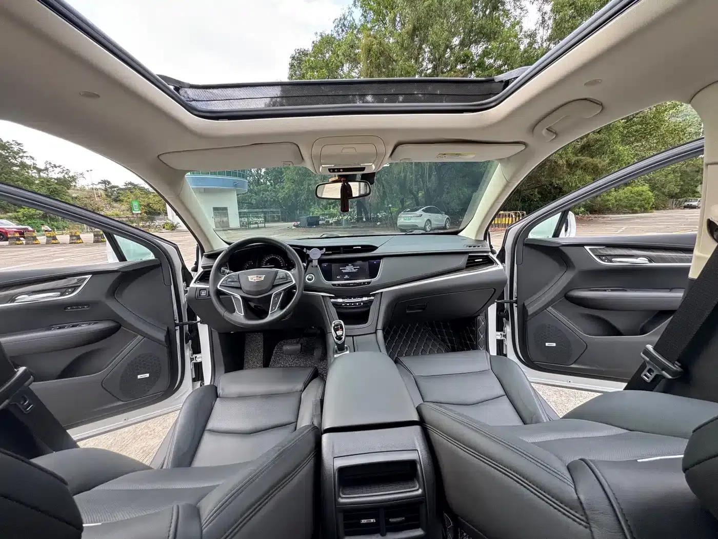 Cadillac XT5 2016 28T AWD Luxury — миниатюра 13
