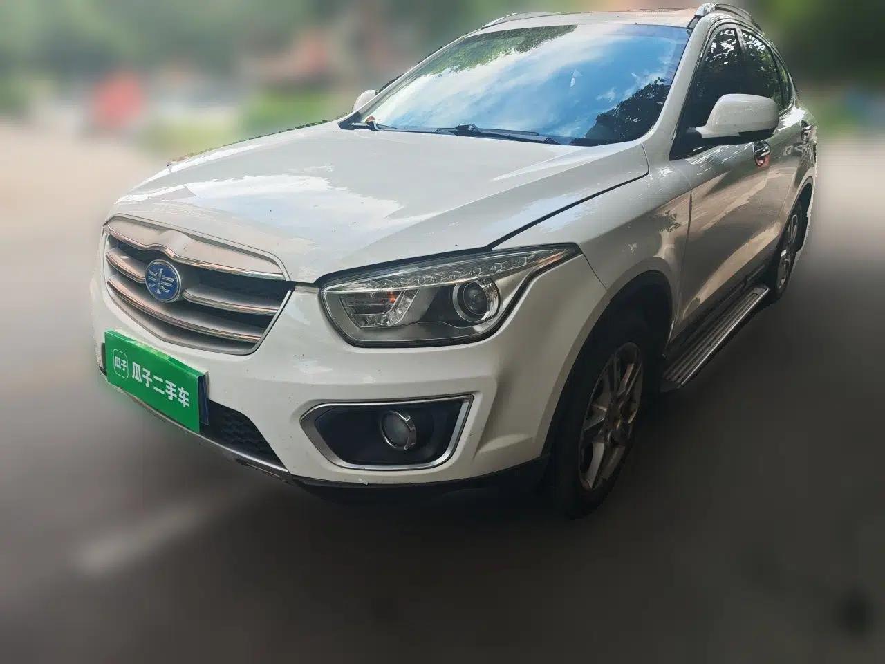 Bestune X80 2013 2.0L automatic luxury version — миниатюра 1