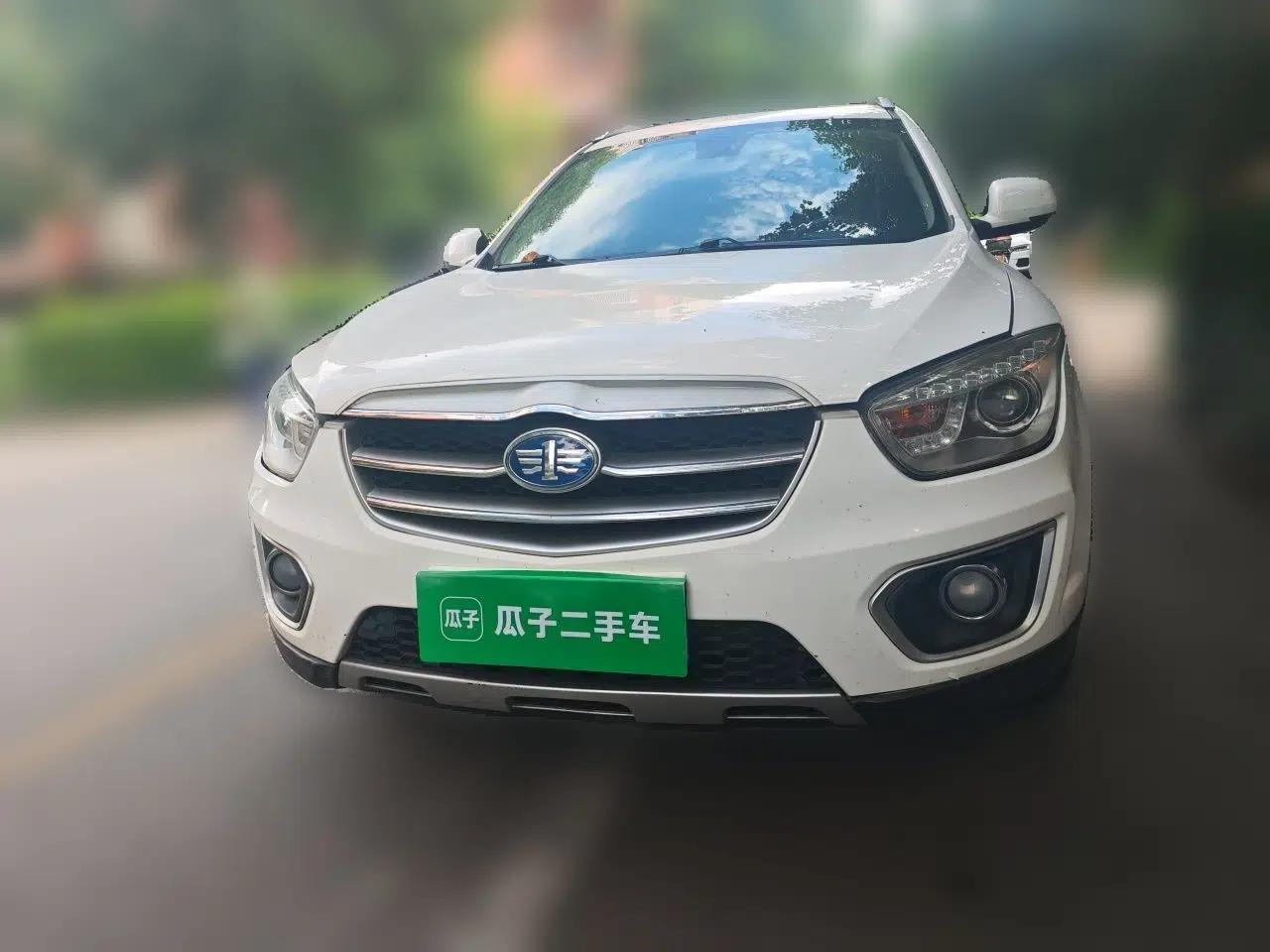 Bestune X80 2013 2.0L automatic luxury version — миниатюра 2