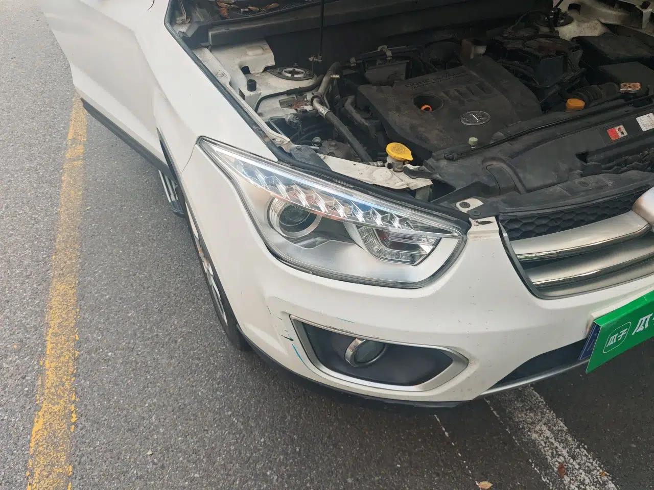 Bestune X80 2013 2.0L automatic luxury version — миниатюра 7