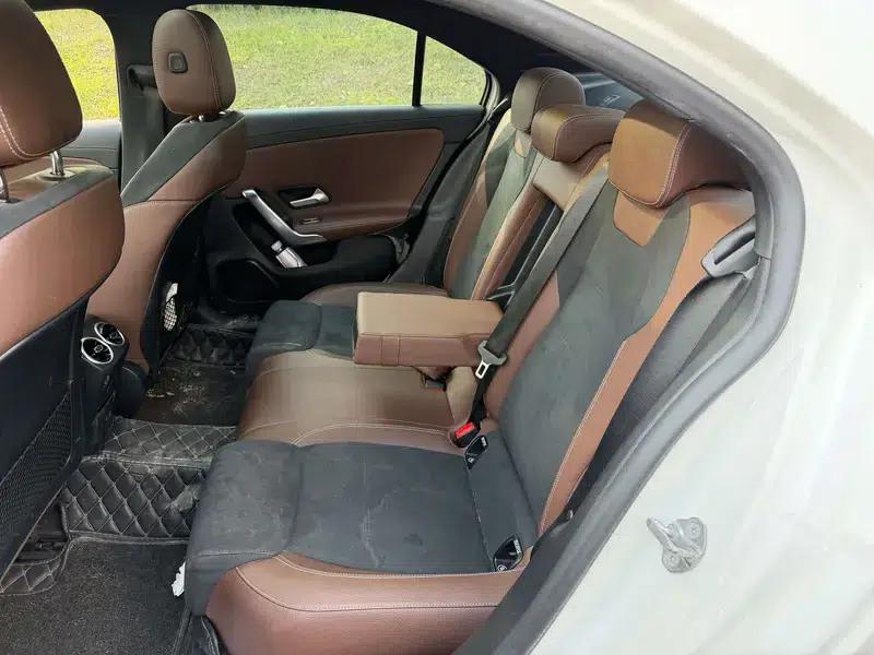 Mercedes-Benz A-Class 2020 Facelift A 200 L Sport Sedan Fashion Model — миниатюра 13