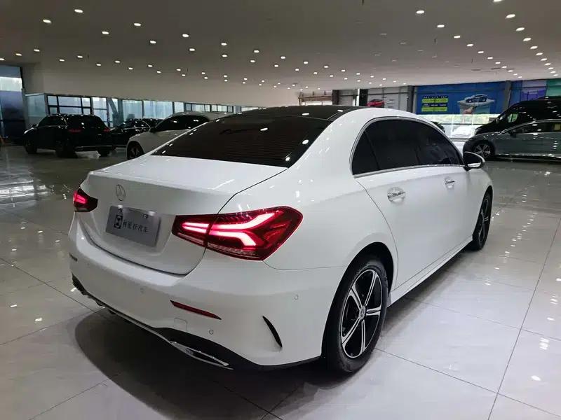 2023 Mercedes-Benz A-Class A 200 L Sport Sedan Fashion Edition — миниатюра 4