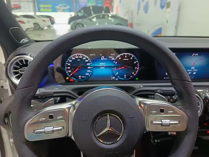 2023 Mercedes-Benz A-Class A 200 L Sport Sedan Fashion Edition — миниатюра 6