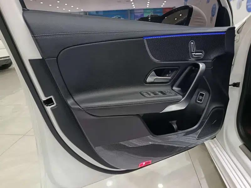 2023 Mercedes-Benz A-Class A 200 L Sport Sedan Fashion Edition — миниатюра 8