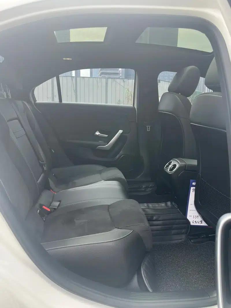 Mercedes-Benz A-Class 2020 A 200 L Sport Sedan — миниатюра 18