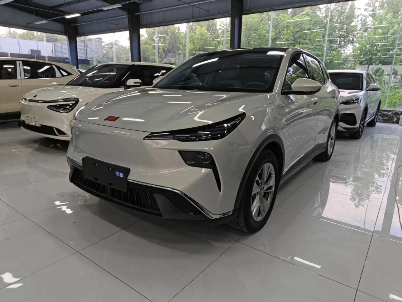 Bestune Yueyi 03 2025 565km Enjoy Edition — миниатюра 1