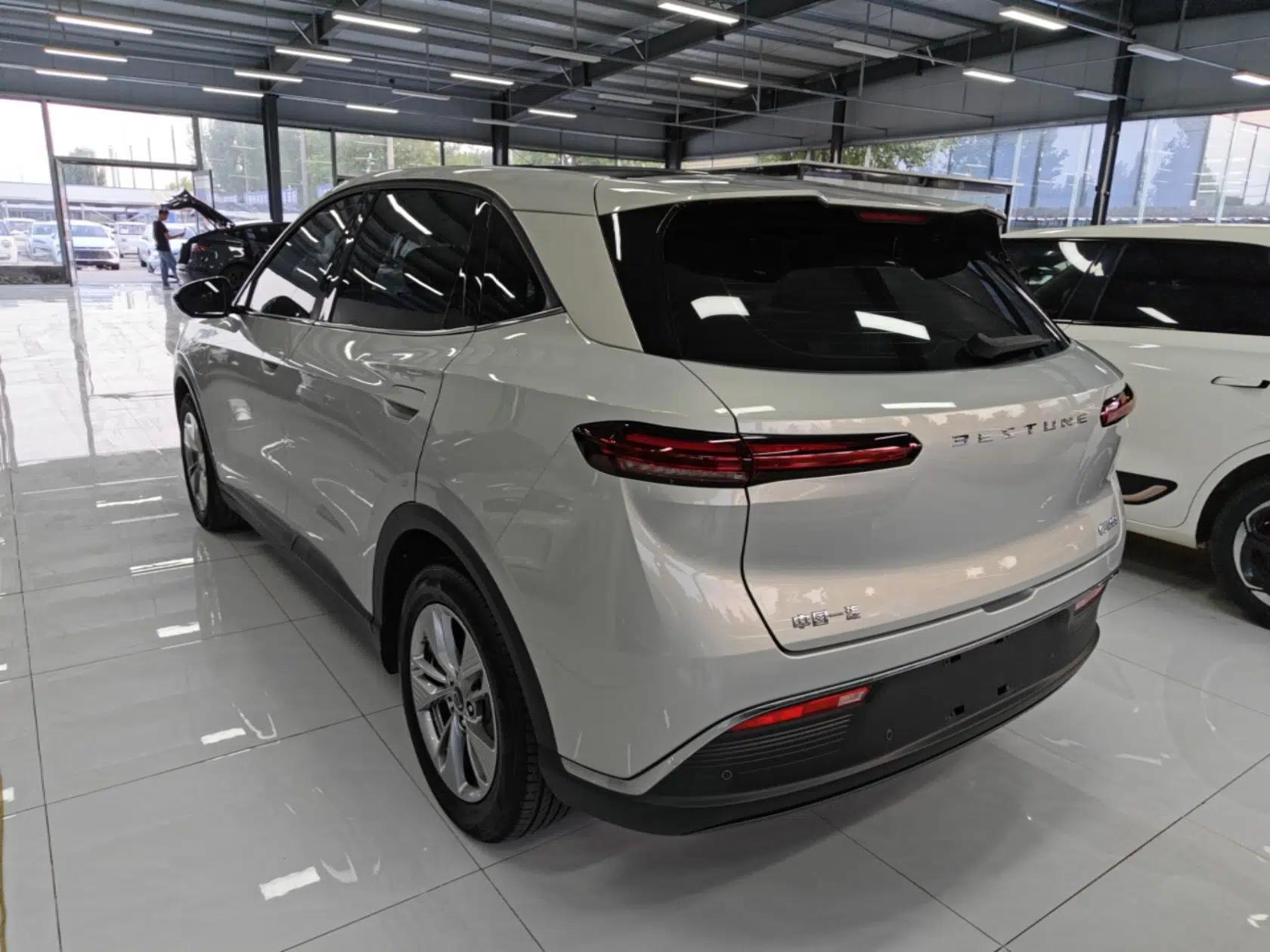 Bestune Yueyi 03 2025 565km Enjoy Edition — миниатюра 4