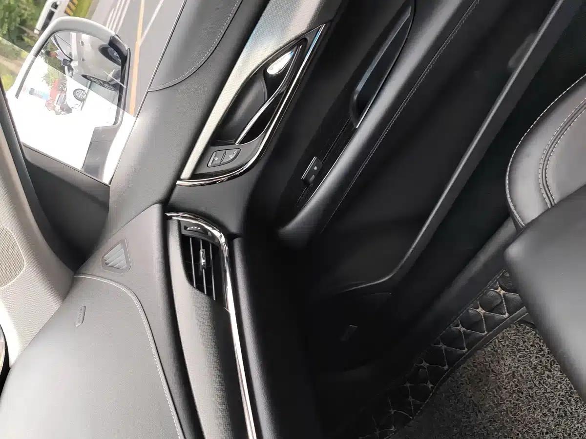 2017 Cadillac ATS-L 28T Technology Edition — миниатюра 27