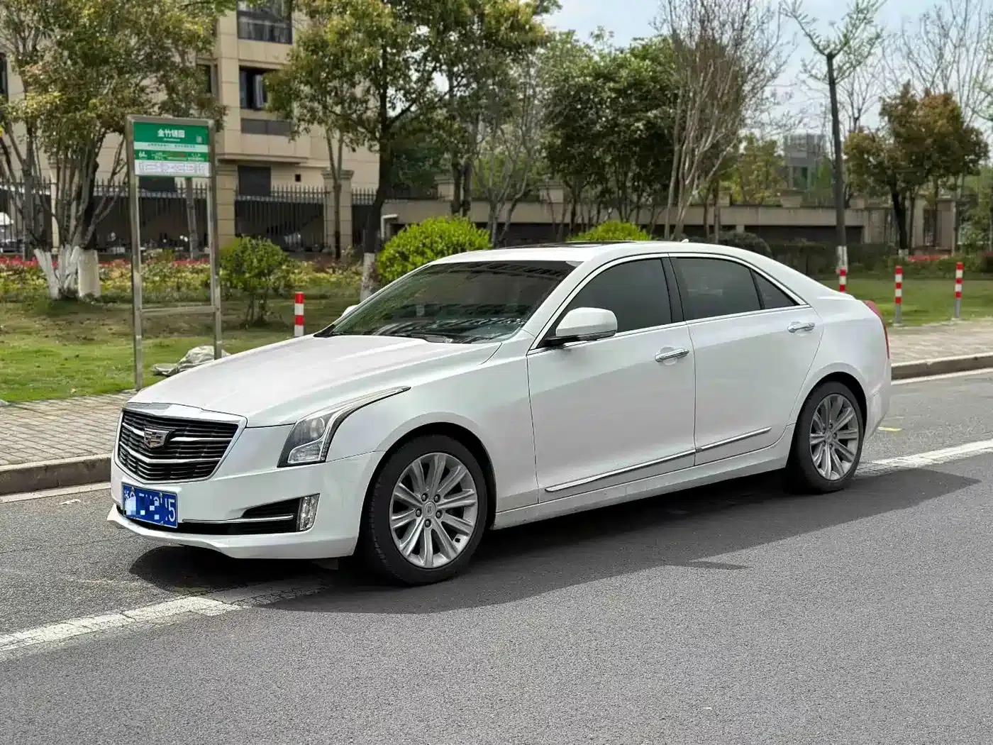 Cadillac ATS-L 2016 25T Fashion Edition — миниатюра 1