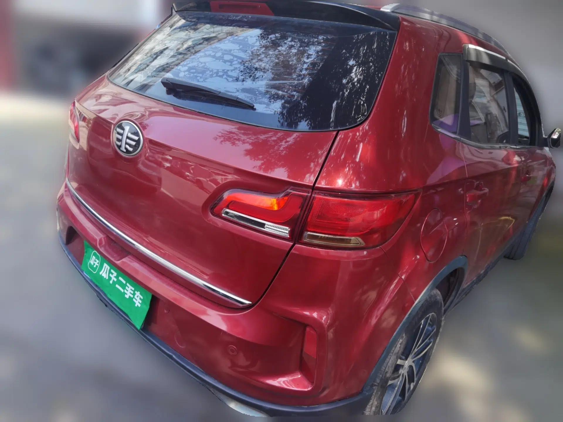 Bestune X40 2017 1.6L Automatic Luxury Model — миниатюра 6