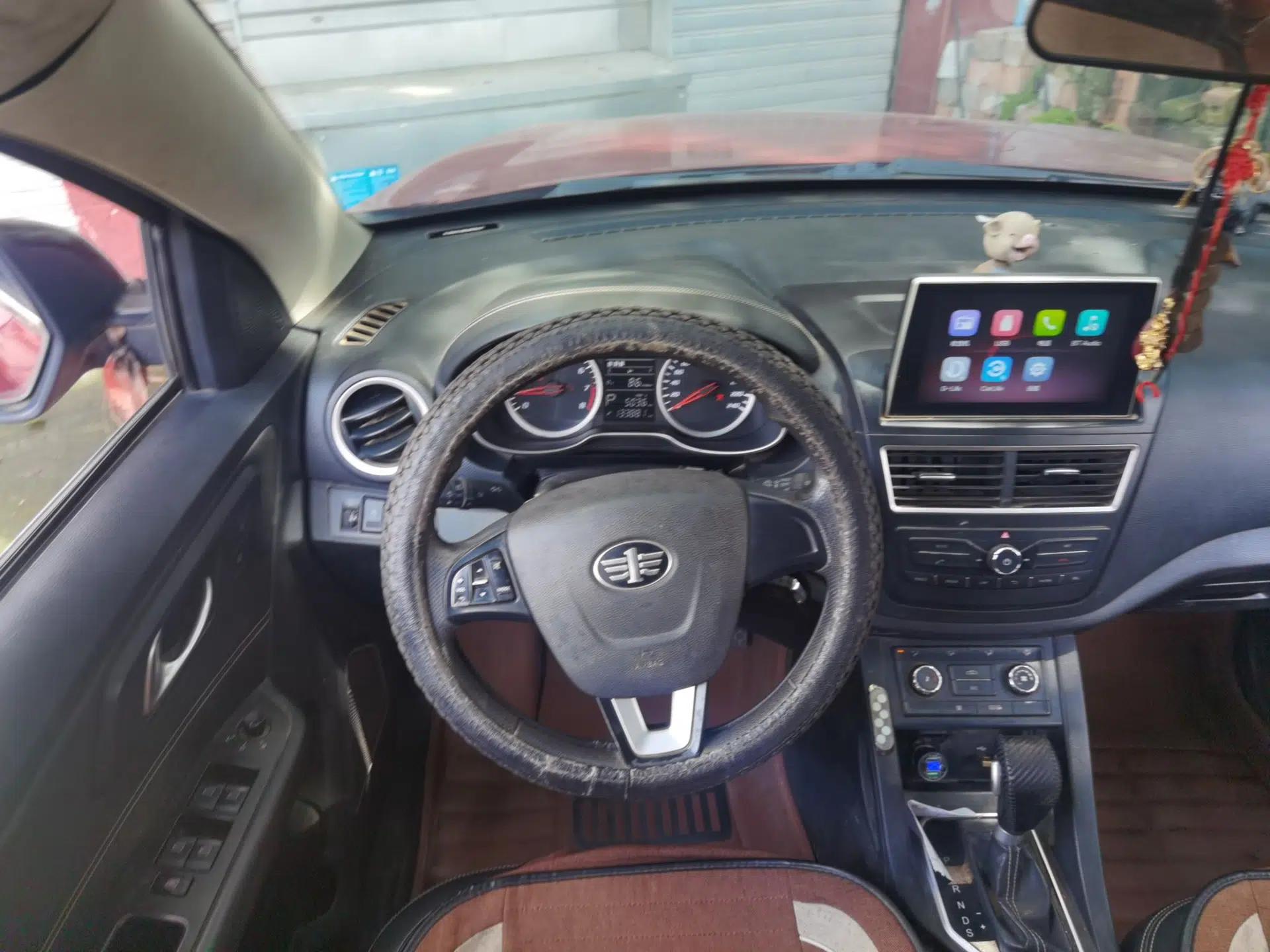 Bestune X40 2017 1.6L Automatic Luxury Model — миниатюра 10