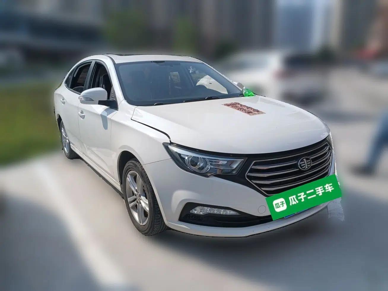 Bestune B30 2017 1.6L Manual Luxury Edition — миниатюра 3